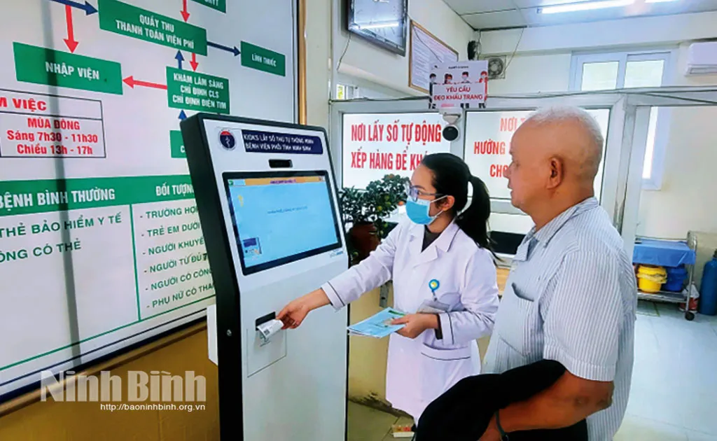 Thực hiện bảo hiểm y tế toàn dân theo tinh thần Chỉ thị 52 của Ban Bí thư